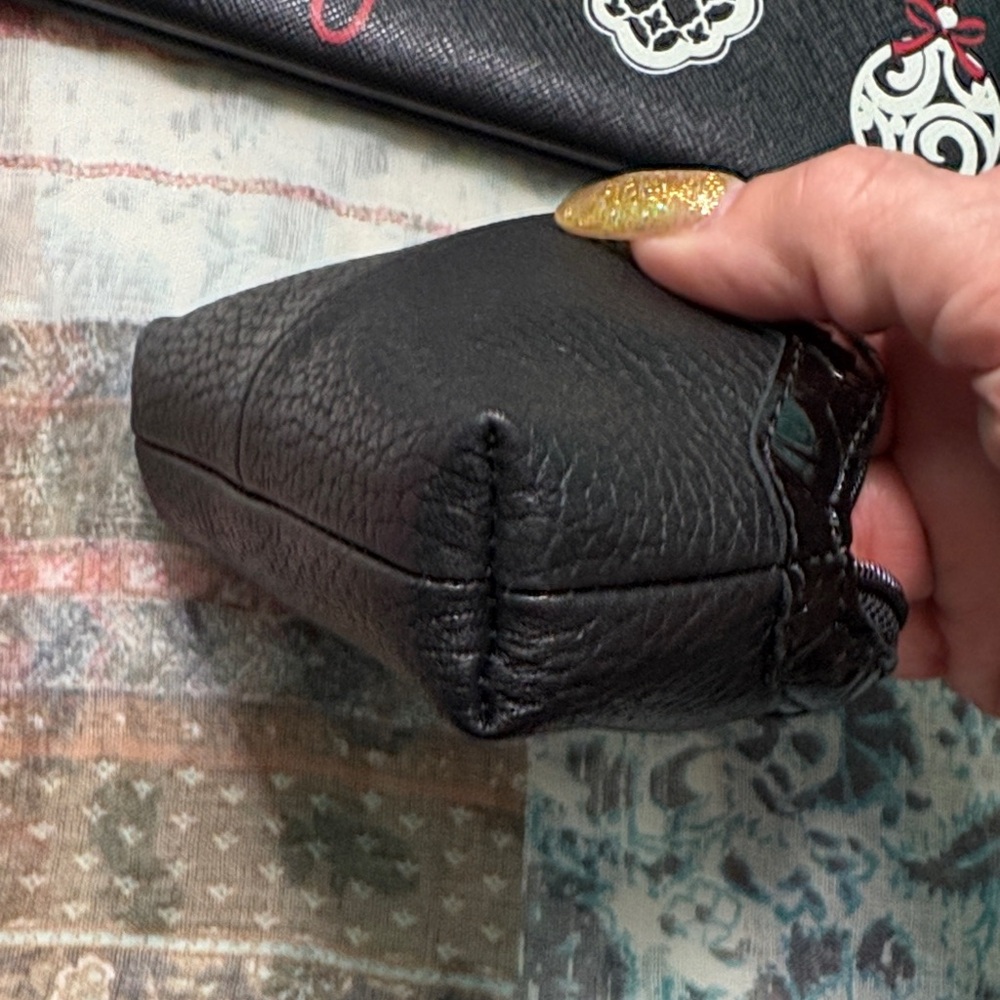 Brighton 2 for 1 Bag set! Holiday Clutch & pebbled/ patent leather coin purse 😁 - Picture 14 of 15